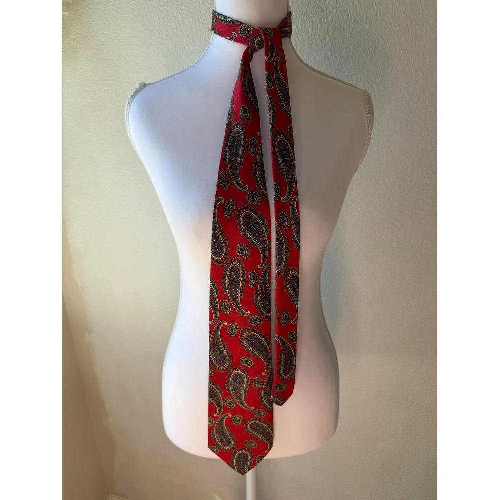 Vito Rufolo Red Paisley Silk Tie Hand Made in Italy Mens Necktie Classic OS